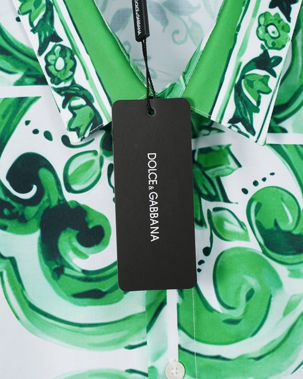 ブランドシャツ角部分ディテール